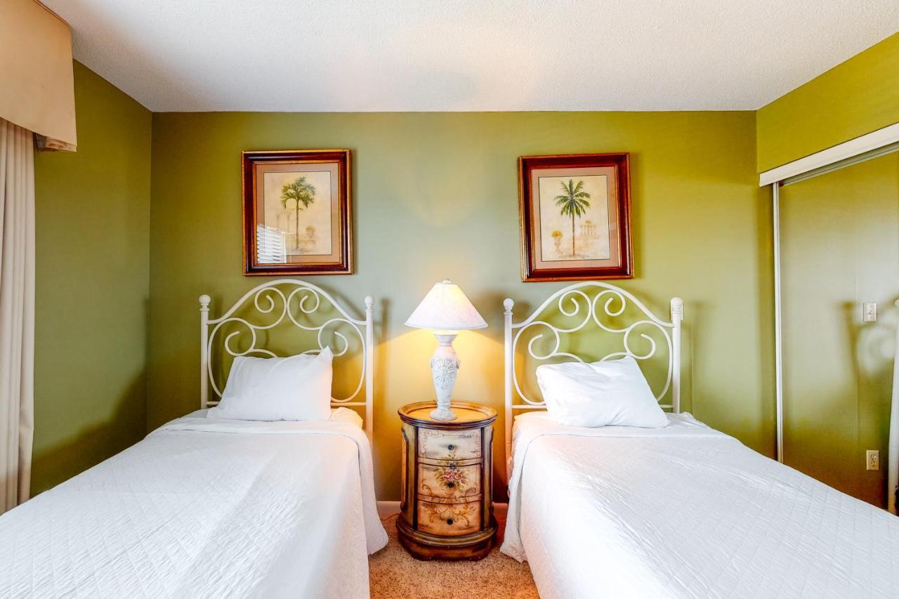 Emerald Towers Destin Room photo