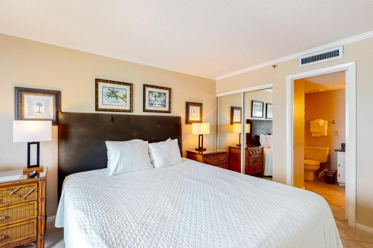 Emerald Towers Destin Room photo