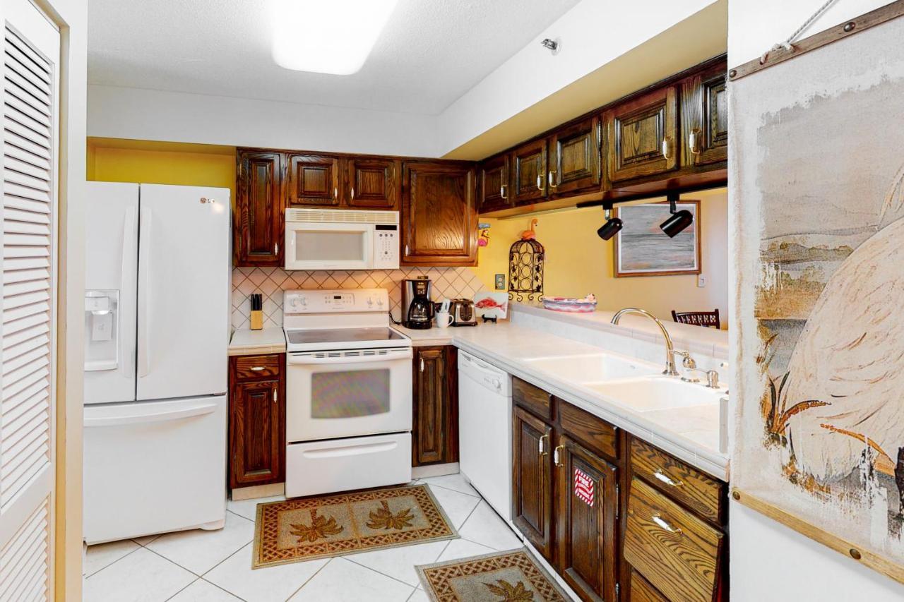 Emerald Towers Destin Room photo