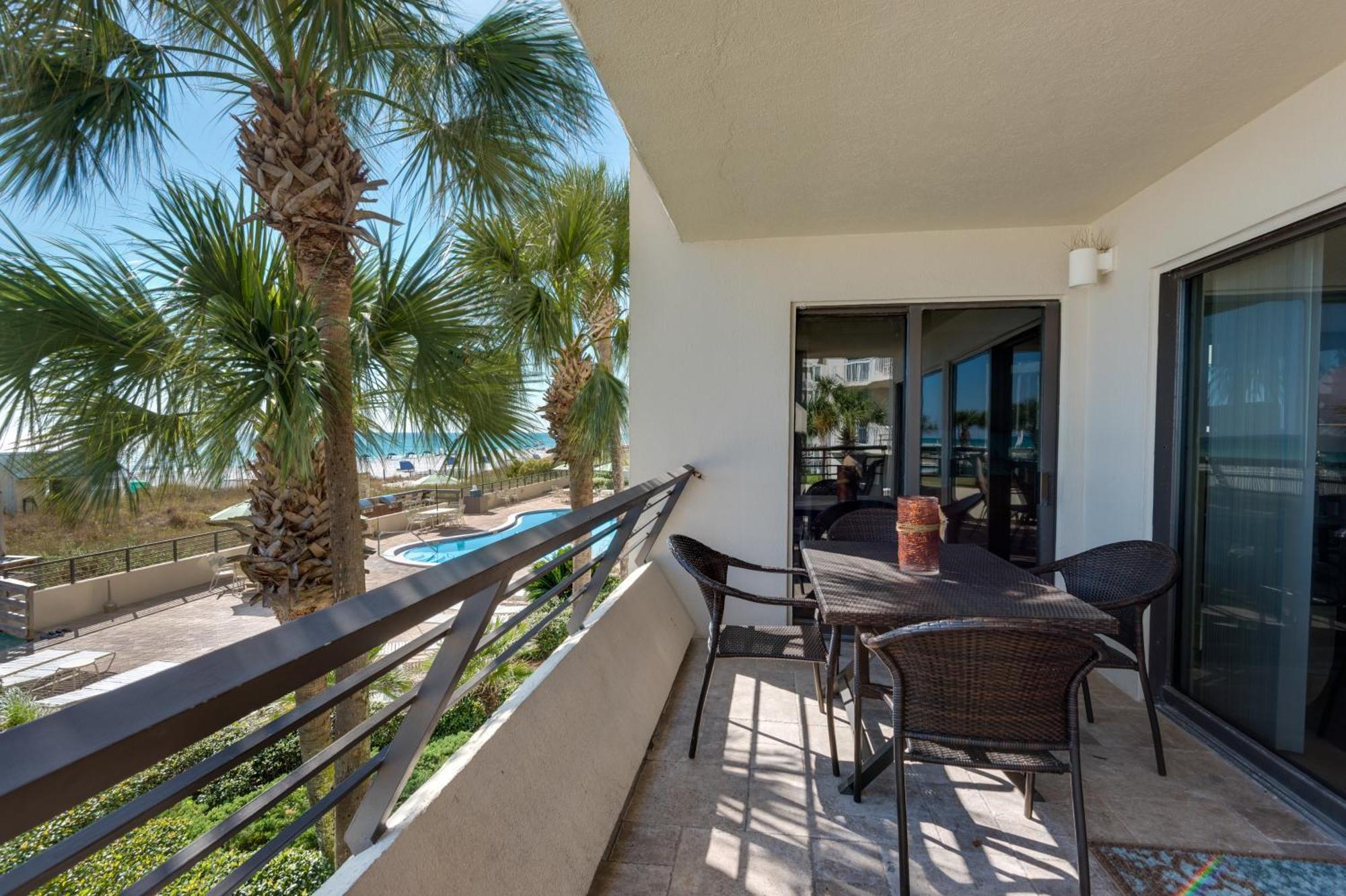Emerald Towers Destin Room photo