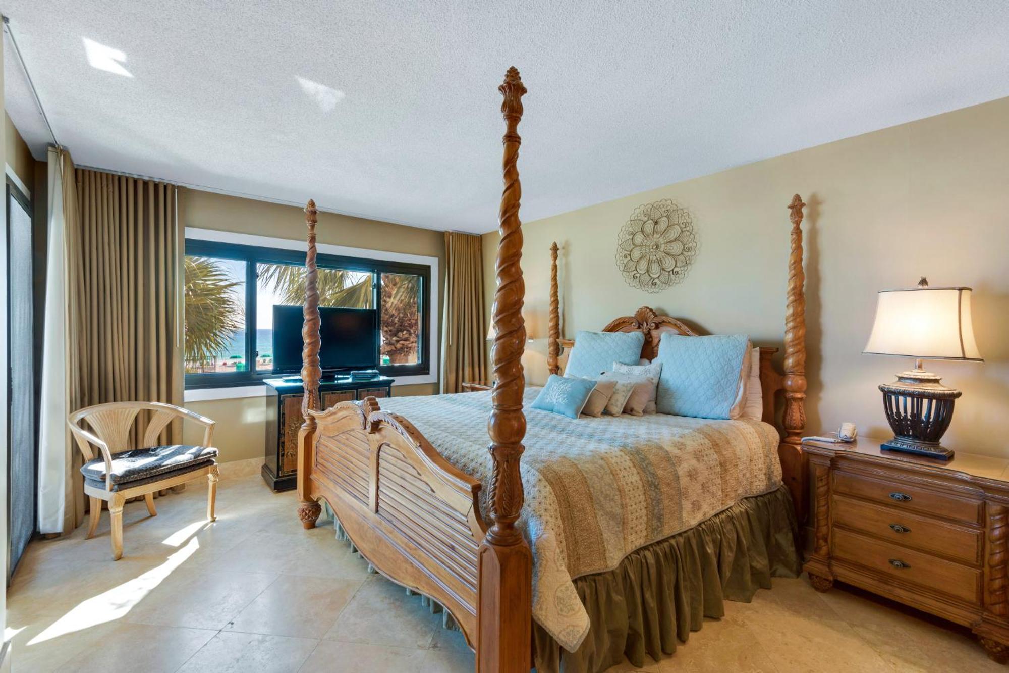 Emerald Towers Destin Room photo