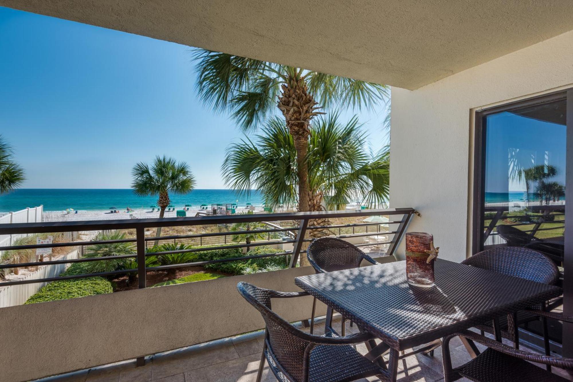 Emerald Towers Destin Room photo